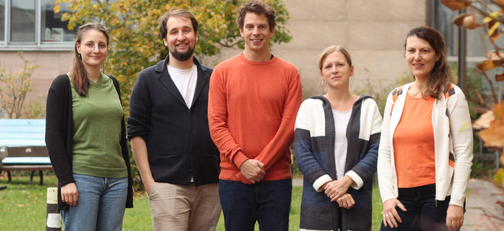 Foto des Teams vom Lehrstuhl für Vergleichende Politikwissenschaft